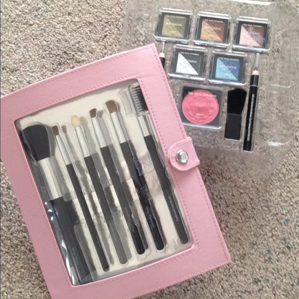 THE COLOR WORKSHOP Makeup Brush Set New